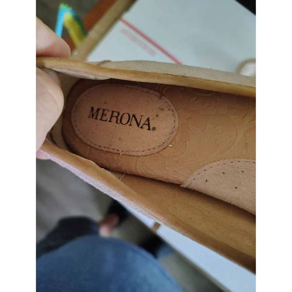 Merona Womens Tan Suede Penny Loafer Flats Leather Upper Beige Slip On‎ Size 8.5